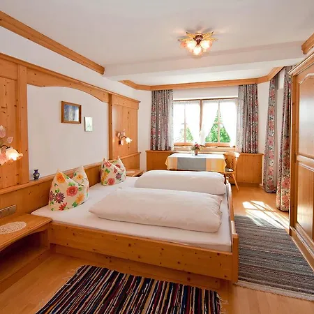Hauser'S Ferienhof Hart im Zillertal Room photo
