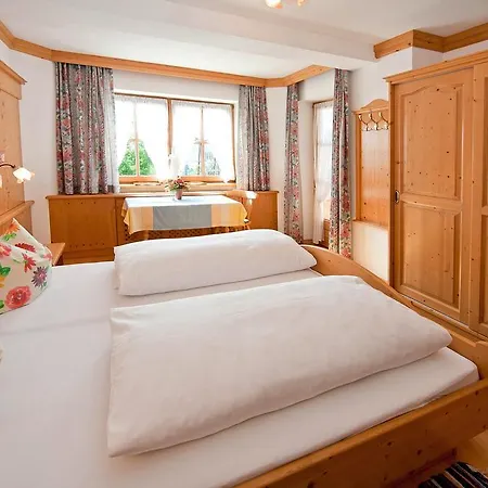 Hauser'S Ferienhof Hart im Zillertal Room photo
